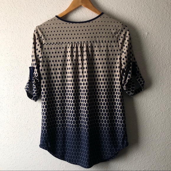 Small/Medium Contemporary Blouse - Picture 6 of 7